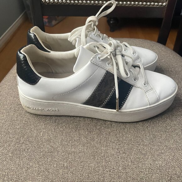 MICHAEL KORS Poppy Lace Up Leather size 8.5 - Picture 3 of 9